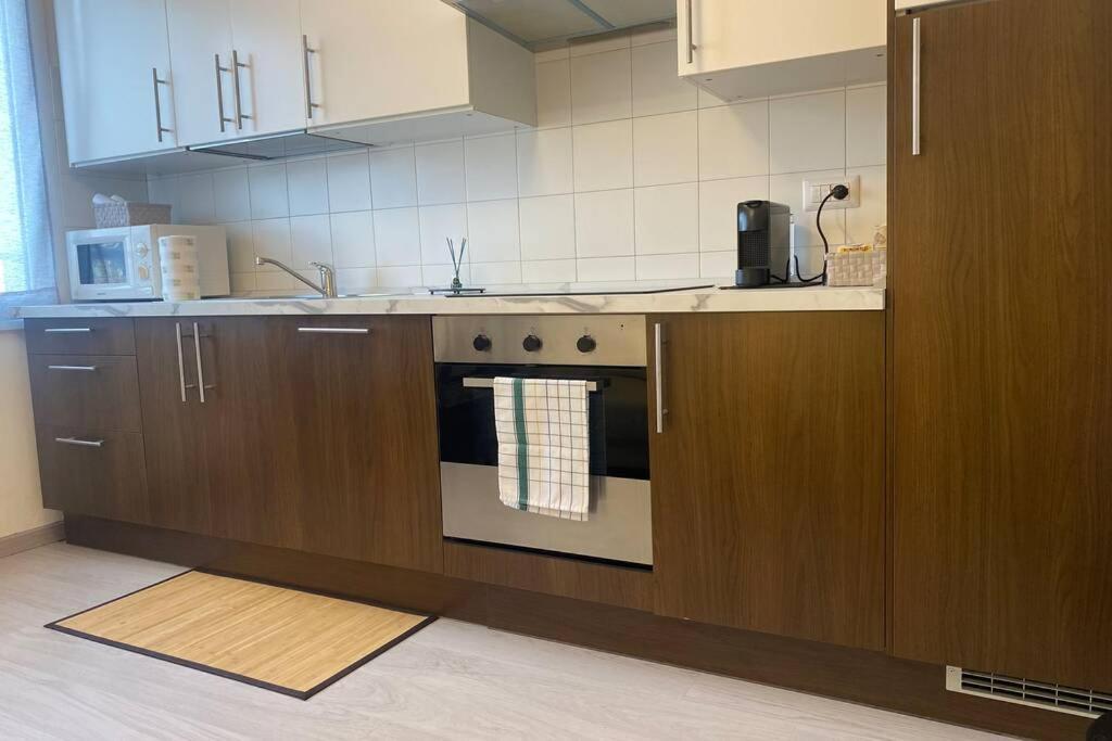 Apartment in Milan - Bicocca Near University Bagian luar foto